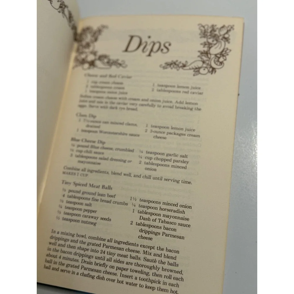 VTG Kmart Cookbook The Man In The Kitchen Recipes Van Johnson Brown Softcover OS